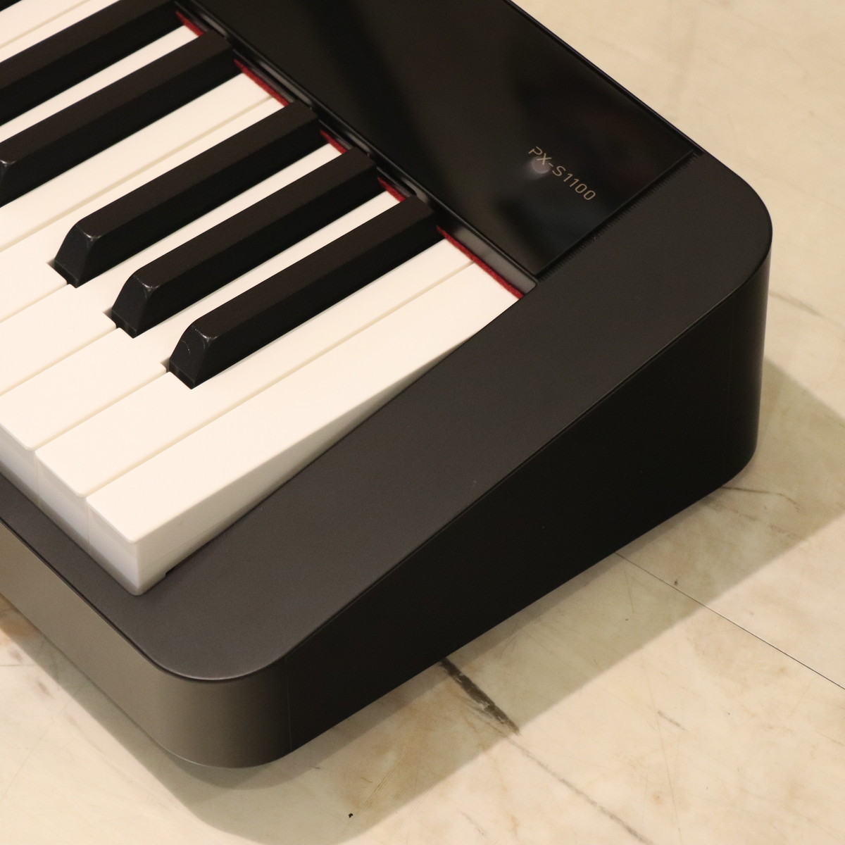 CASIO PX-S1100　黒　未開封新品　正規品　本日までの出品です CASIO PX-S1100 BK ブラック 電子ピアノ 88鍵盤 ヘッドホン・X