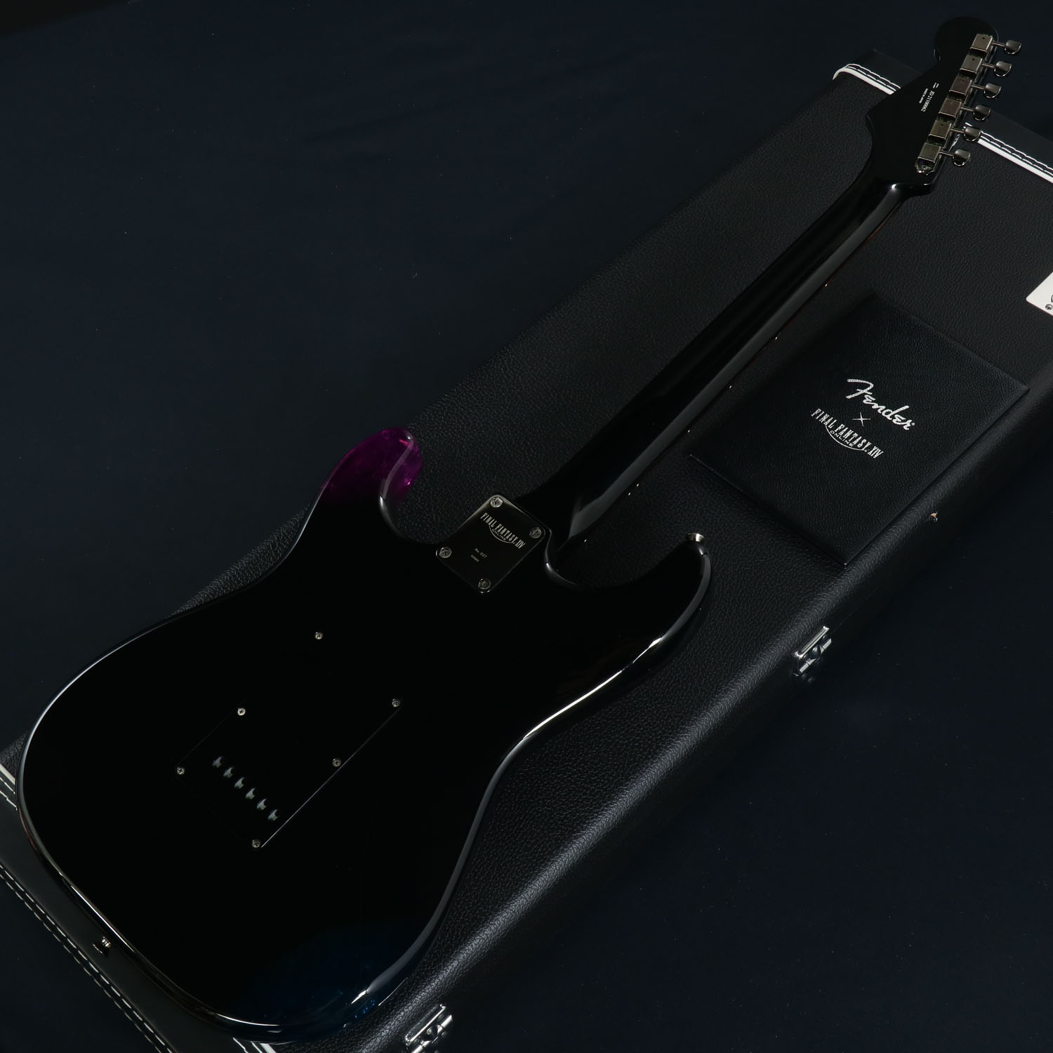 FENDER FF14 Stratocaster Black 中古 中古】Fender / FINAL FANTASY XIV Stratocaster Black ［3.82kg