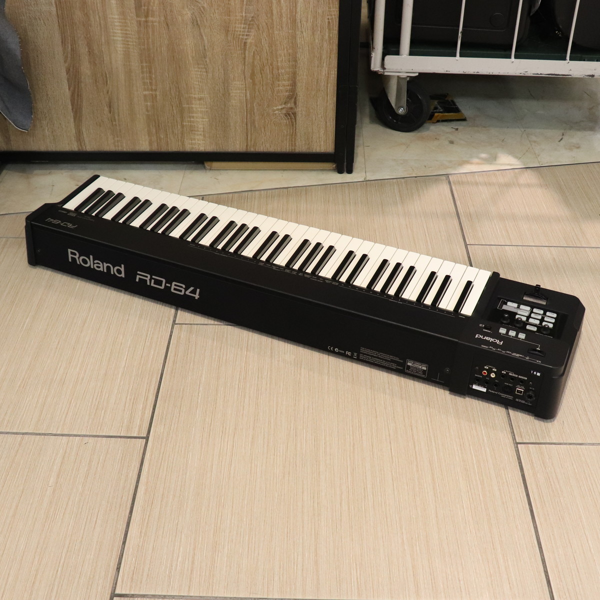 希少　美品Roland RD-64 デジタルピアノMIDIキーボード 64鍵盤 Amazon | Roland ローランド デジタルピアノ RD-64 64鍵 | 電子