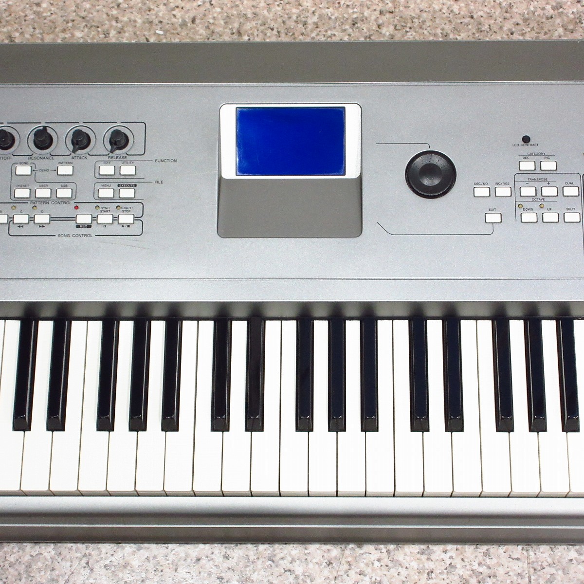 YAMAHA ヤマハ キーボード シンセサイザー MM8 ヤマハ | MM8 - シンセサイザー - 概要
