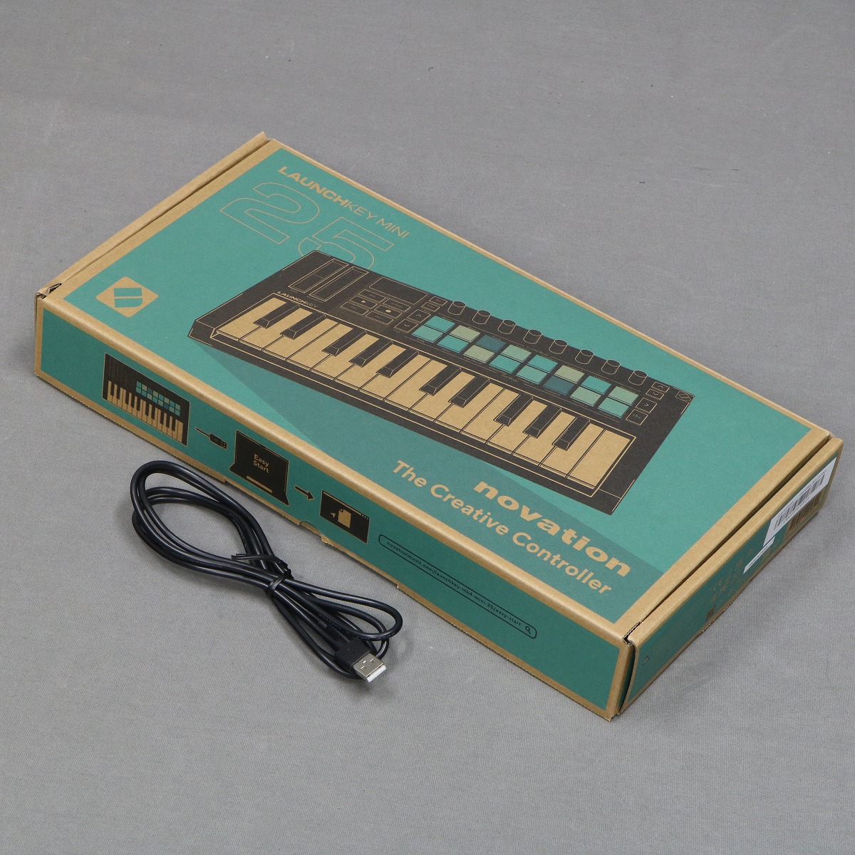 Novation Launchkey 25 MK4 ユーザー登録解除済み中古美品 Novation Launchkey 25 MK4 ユーザー登録解除済み中古美品