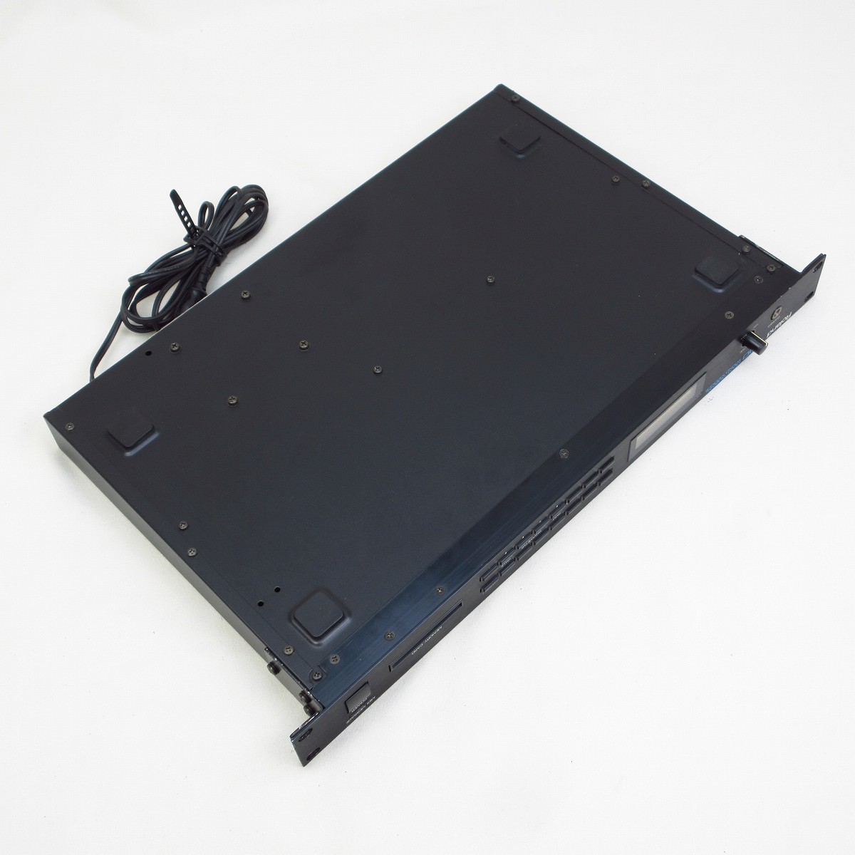 Roland D-110 マルチティンバルサウンドモジュール Roland D-110 マルチティンバルサウンドモジュール Roland D-110