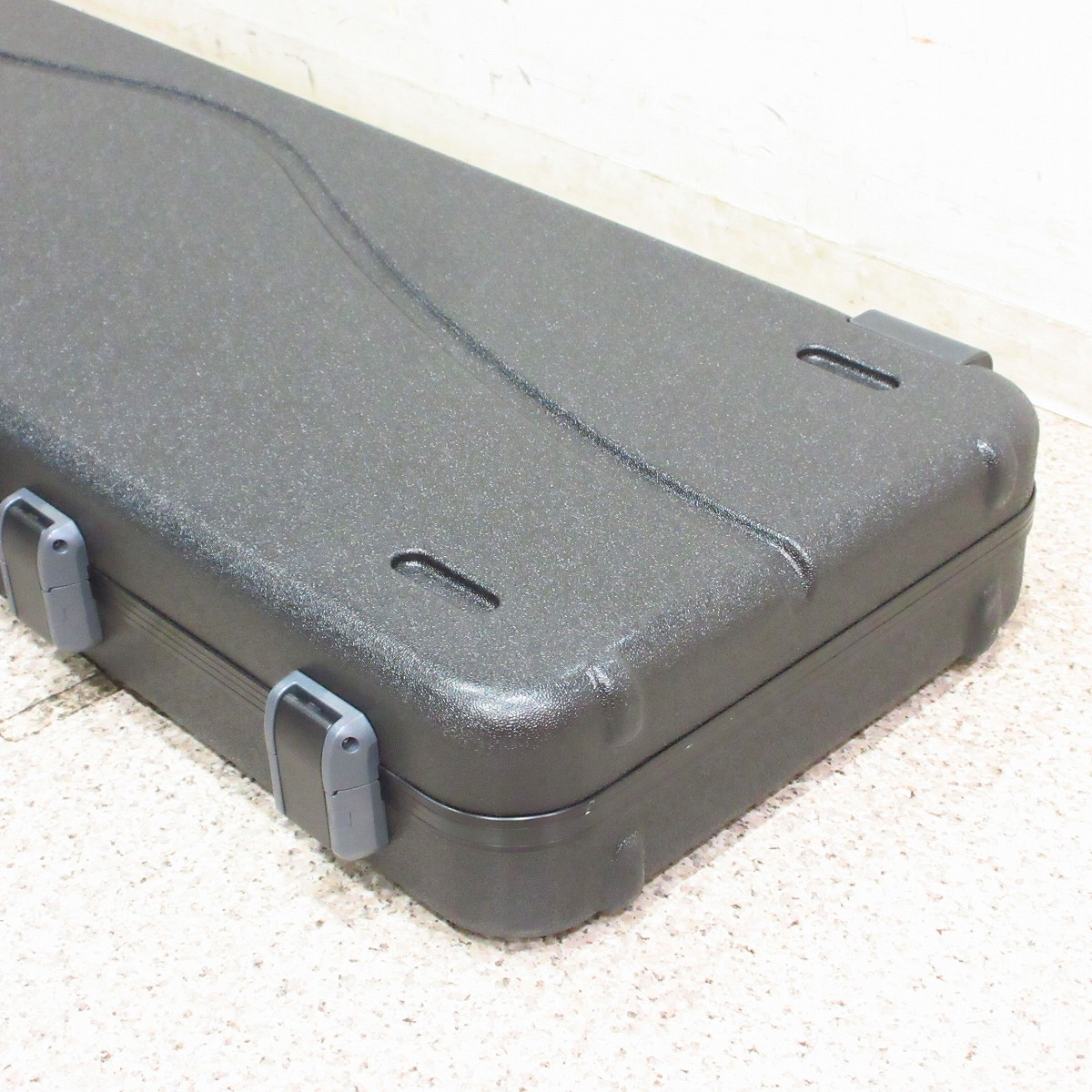 中古】Fender / Deluxe Molded Bass Case ベース用ハードケース