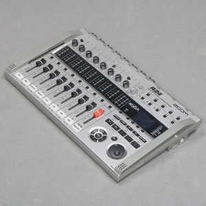 最終価格【中古】 ZOOM R24 マルチトラックレコーダー MTR 箱取説付き ZOOM R24 マルチトラックレコーダー 8トラック同時録音 24