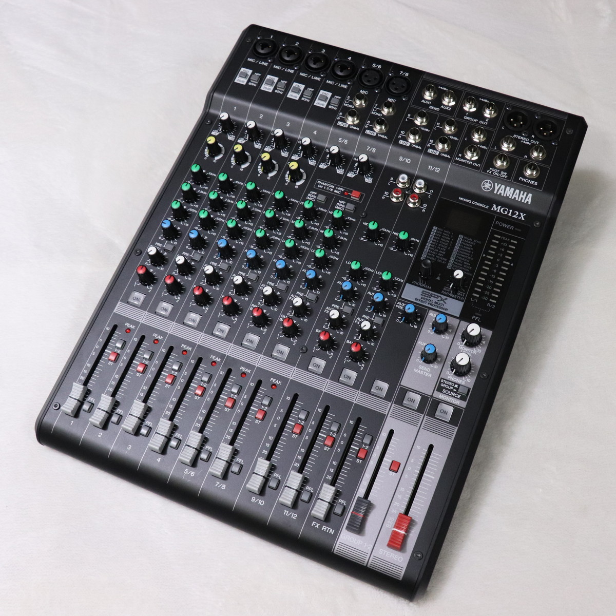 YAMAHA MG12X [新品未開封] Amazon | YAMAHA MG12X (6 XLR + 3 ステレオ + エコーエフェクト