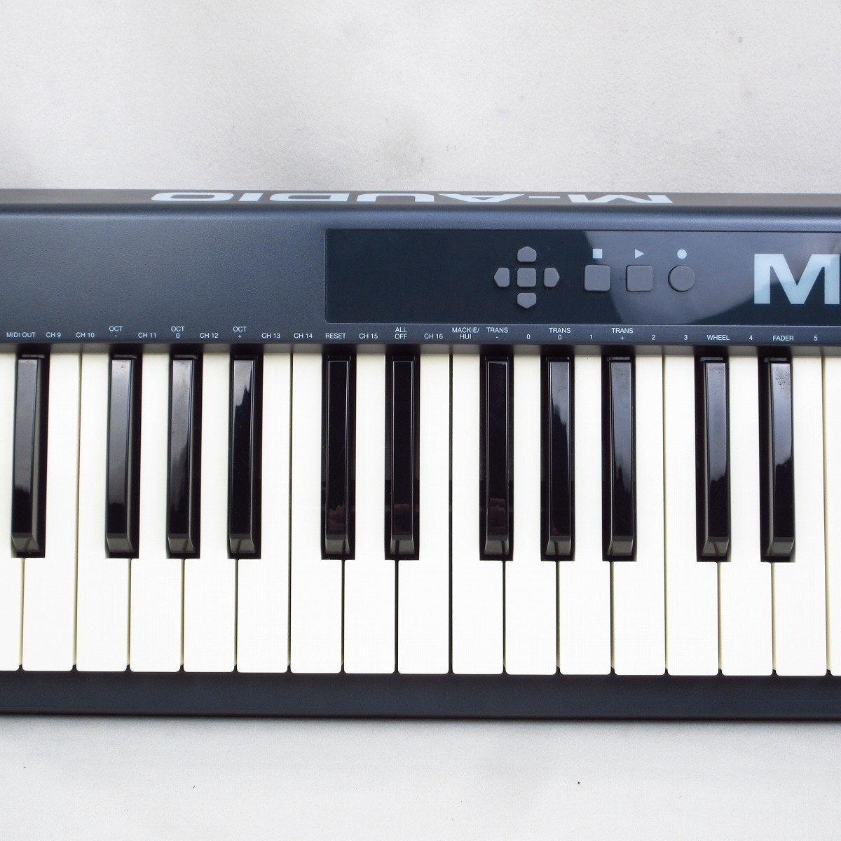 鍵盤楽器 M-AUDIO / Keystation 61 Amazon | M-Audio USB MIDIキーボード 61鍵 セミウェイト ピアノ