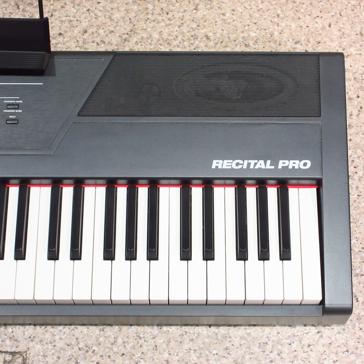 【中古販売】電子ピアノ　ALESIS RECITAL PRO 中古】ALESIS / Recital Pro 88鍵盤ハンマーアクション電子