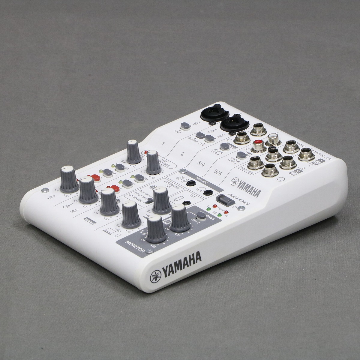 AG06mk2【中古】 YAMAHA AG06MK2 (中古)