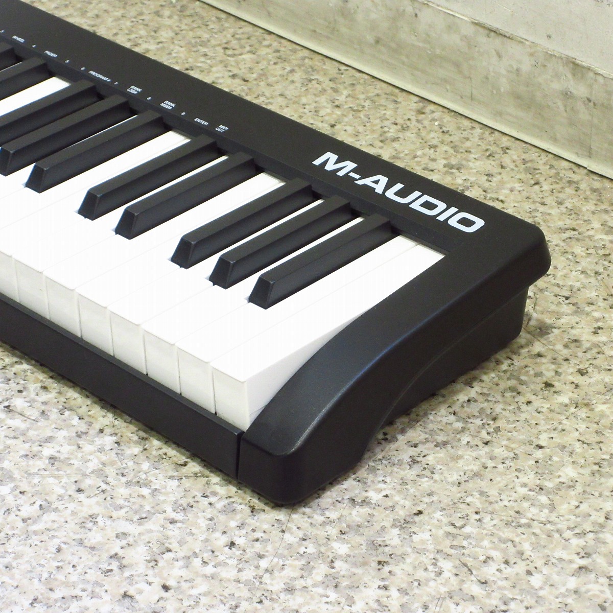 鍵盤楽器 M-Audio Keystation 61 MK3 製品情報：Keystation 61 MK3：M-AUDIO