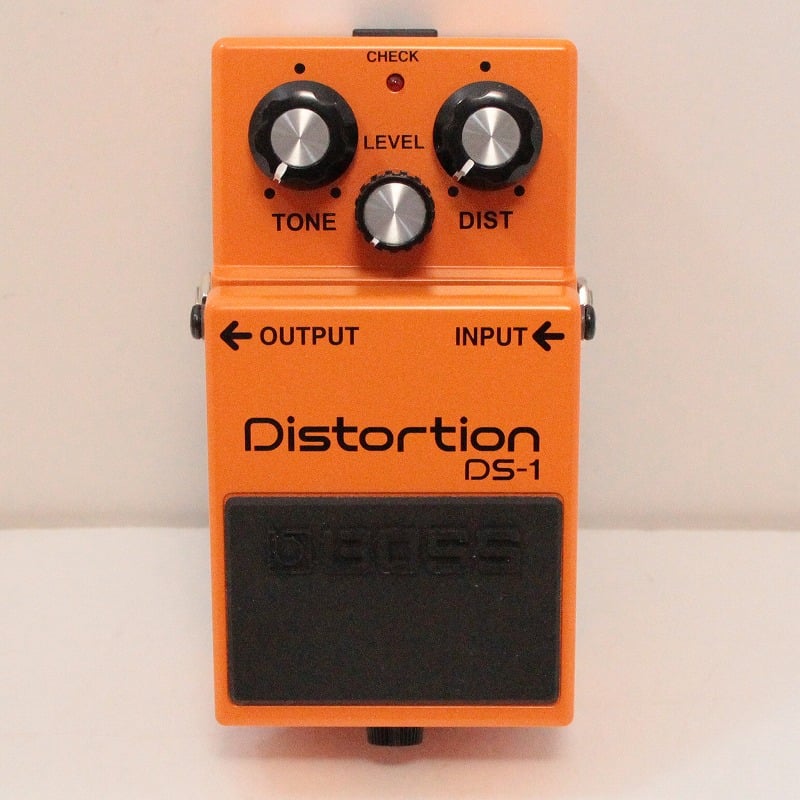 BOSS DS-1 ほぼ未使用 中古】BOSS / DS-1 / Distortion / Made in Taiwan 【心斎橋店