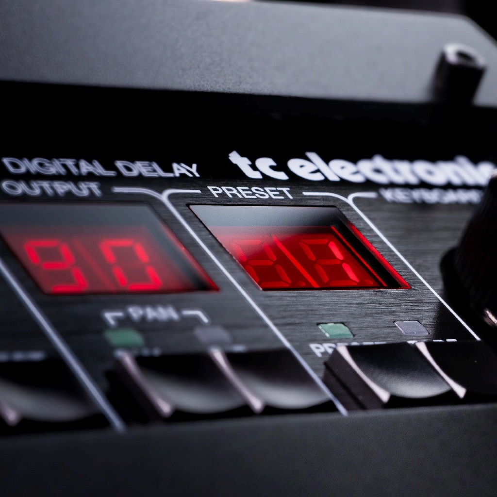 DigiTech デジテック / FreqOut フリークアウト【ナチュラル