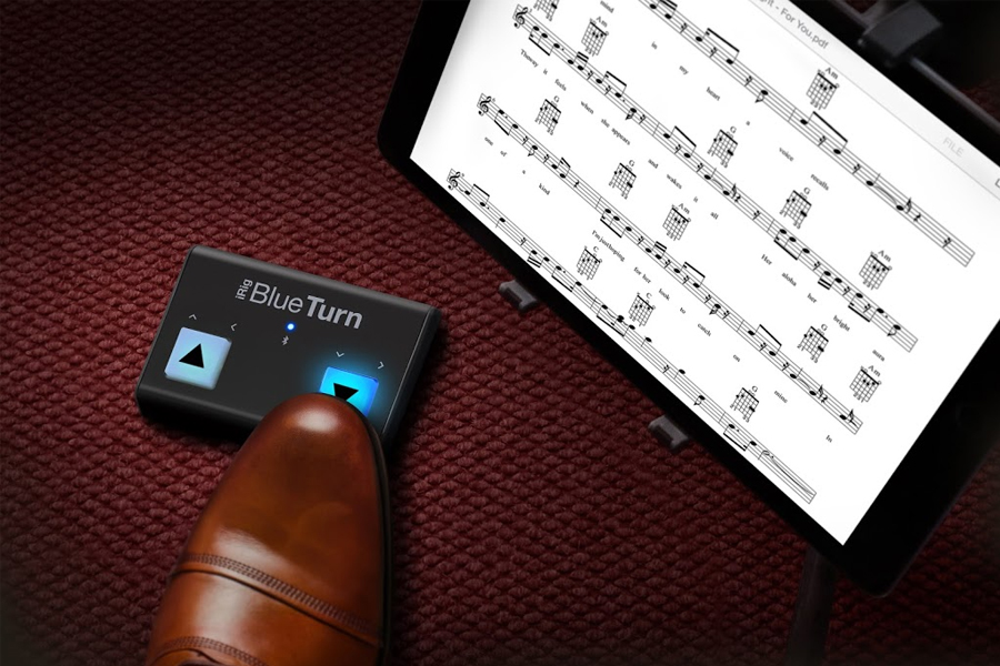 IK Multimedia / iRig BlueTurn Bluetooth対応ペダル・ボード