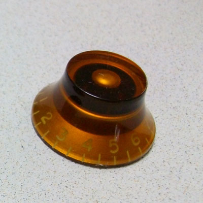 Montreux / Inch Bell Knob Amber (1355) ノブ モントルー