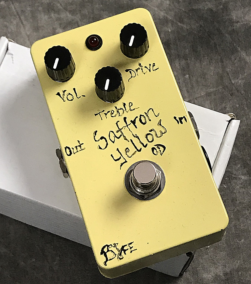 ギター BJFE Saffron Yellow Tremolo BJFE - Saffron Yellow Tremolo – LEP INTERNATIONAL