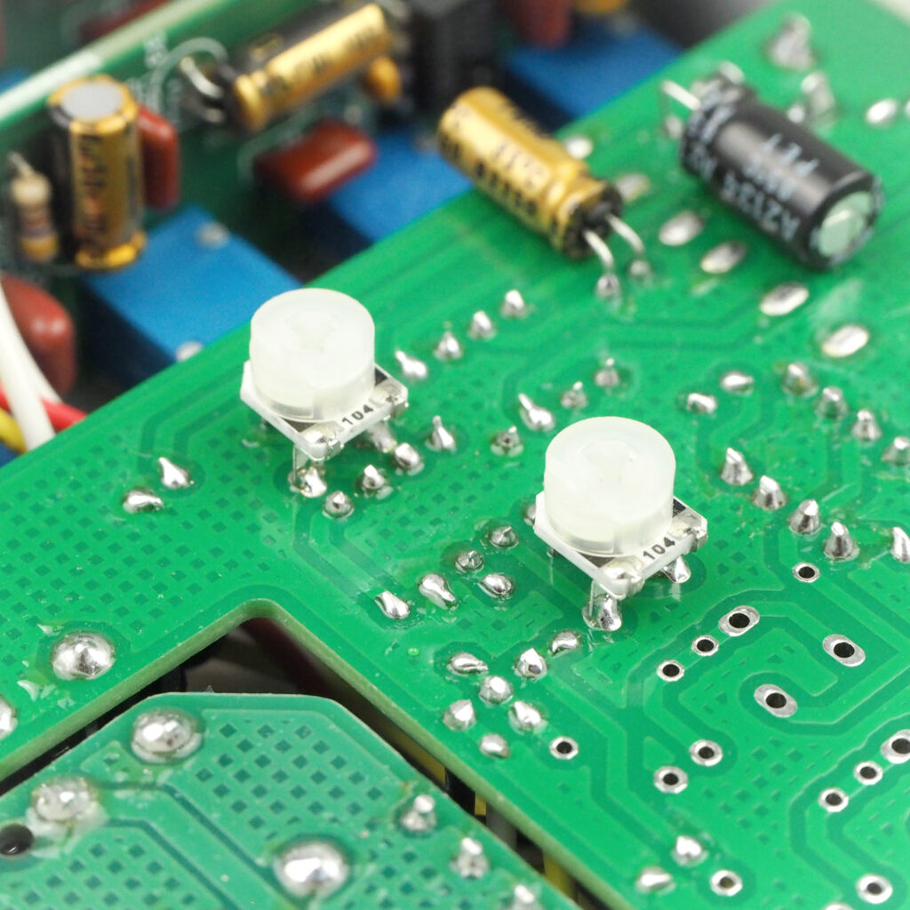 TRIAL / DUAL INPUT PREAMP PRO-EQ ミキサープリアンプ