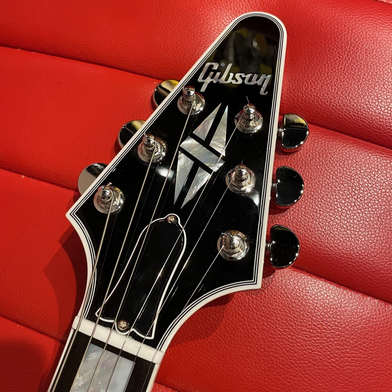 Gibson Custom Shop / Flying V Custom Figured Maple Pickguard