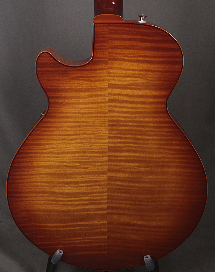 Sadowsky / Semi Hollow Model Violin Burst | イシバシ楽器