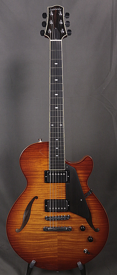 Sadowsky / Semi Hollow Model Violin Burst | イシバシ楽器