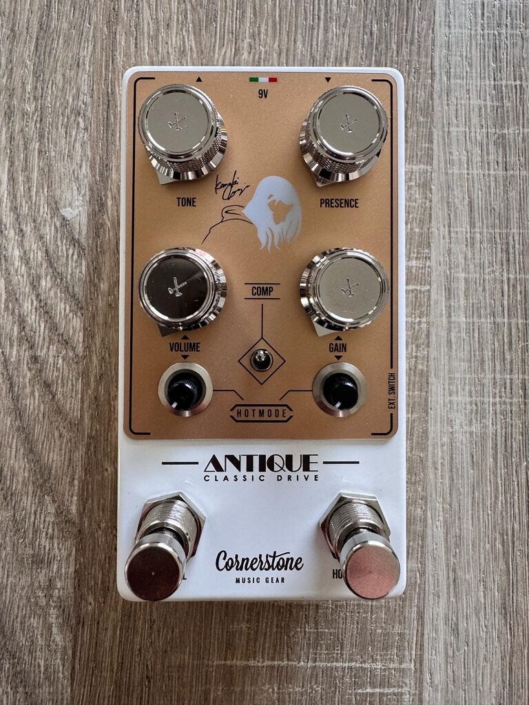 クーリエジャポン　一式 Cornerstone / Antique V3 Kazuki Isogai 磯貝一樹氏シグ