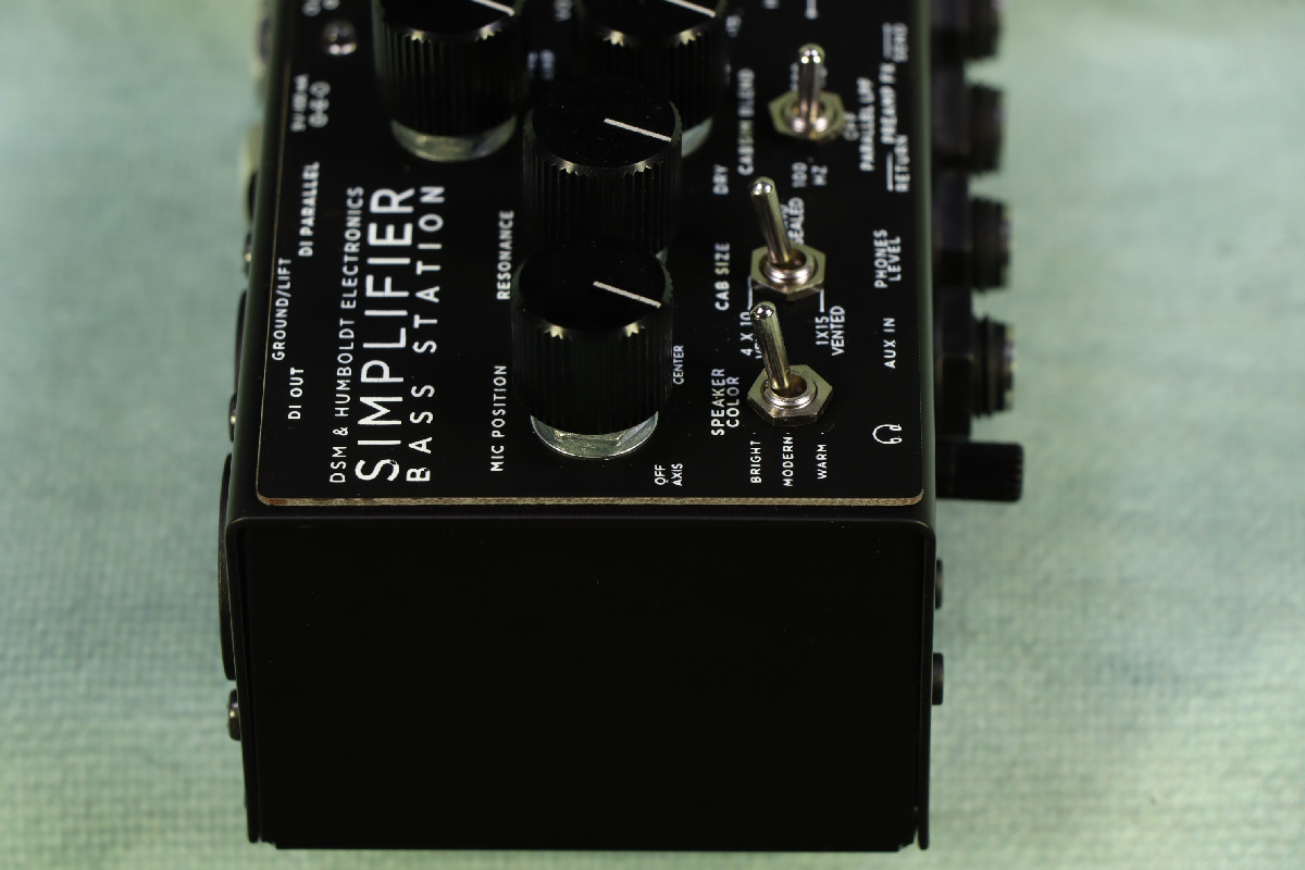 DSM & HUMBOLDT ELECTRONICS / SIMPLIFIER BASS STATION ベース