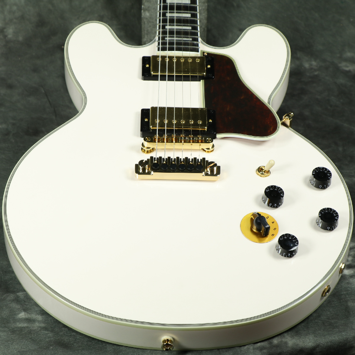 epiphone / B.B. King Lucille Bone White 【限定生産】 エピフォン