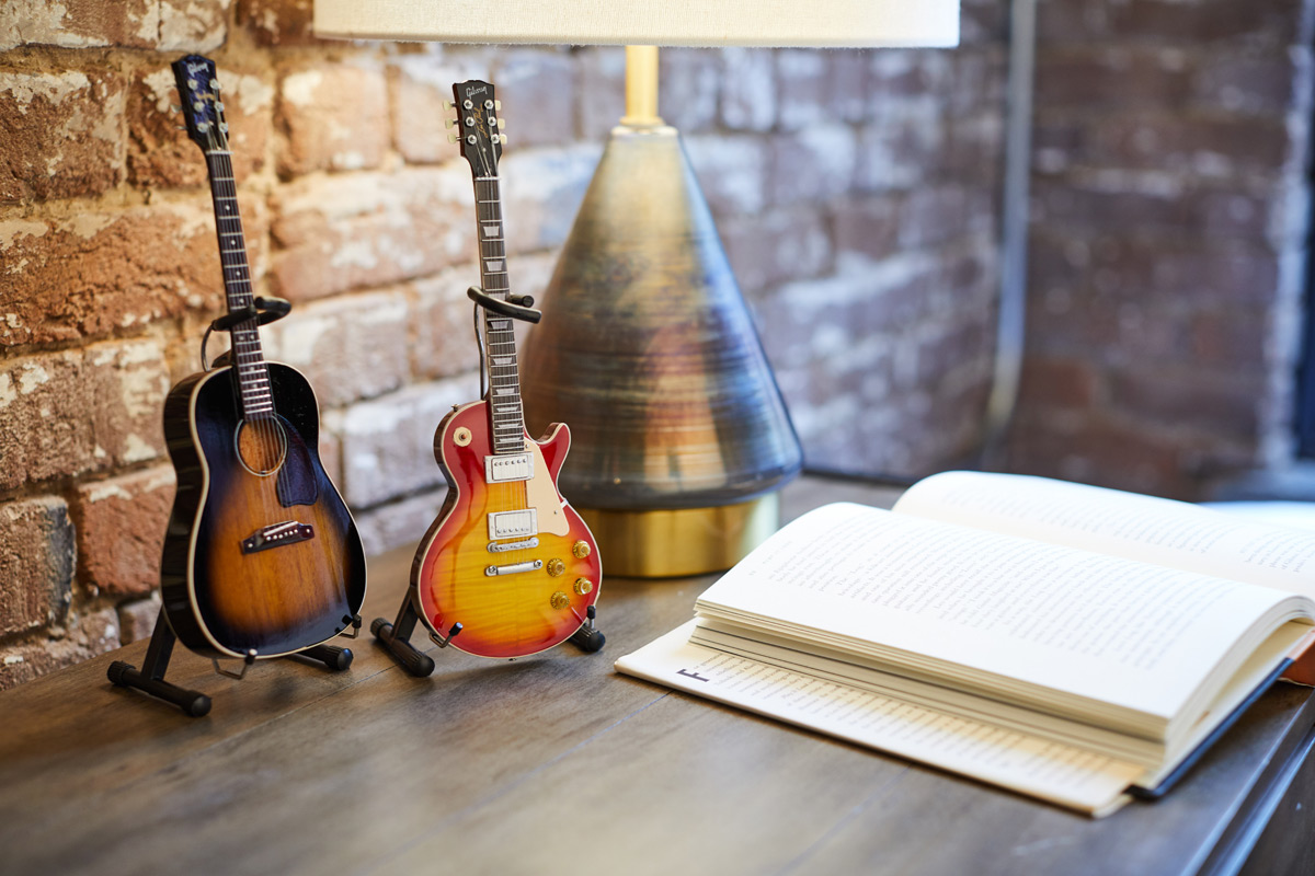 Gibson / GG-120AH 1959 Les Paul Standard Cherry Sunburst 1:4