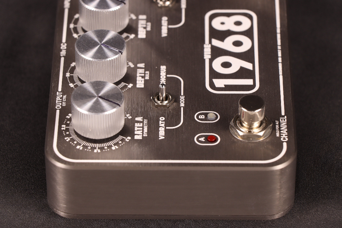 アンプ・エフェクターセール品》King Tone / Vibe-1968