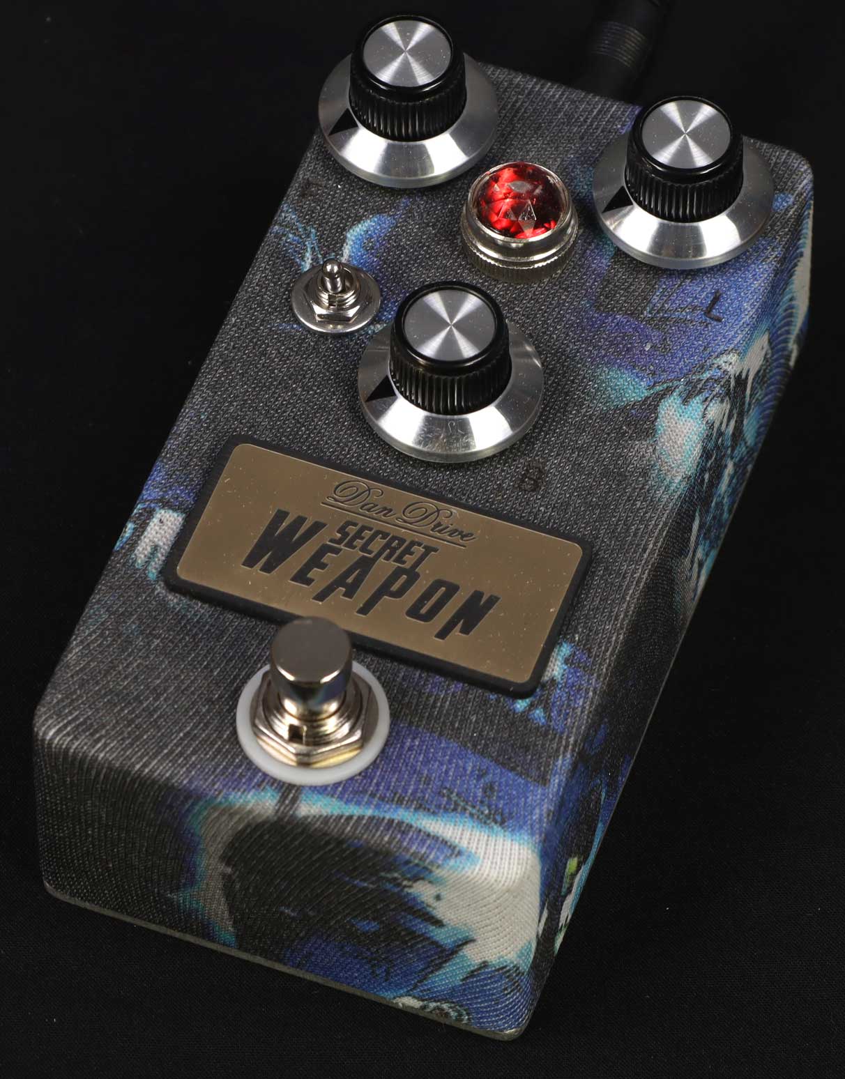 ギター Dan Drive Secret Weapon DAN DRIVE Secret Weapon - Marvel | Deluxe Guitars