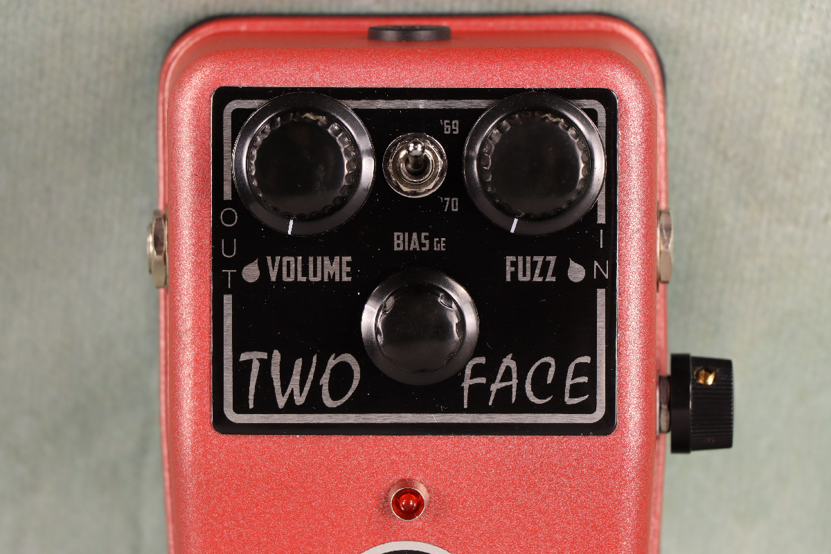 Tru-Fi / Two Face Custom Red ファズ | イシバシ楽器