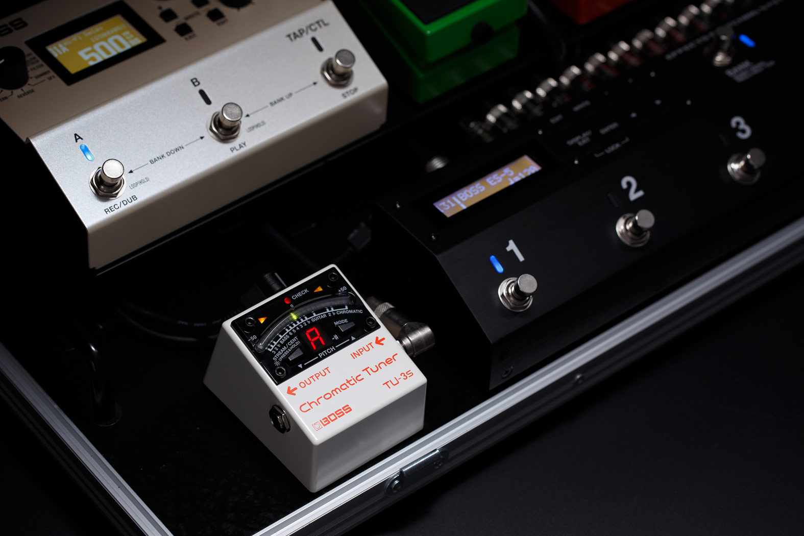 【美品】■送料込◆BOSS◆チューナー◆TU-3s◆ BOSS TU-3S ペダルチューナー ギター/ベース用TU3S ボス 【 錦糸
