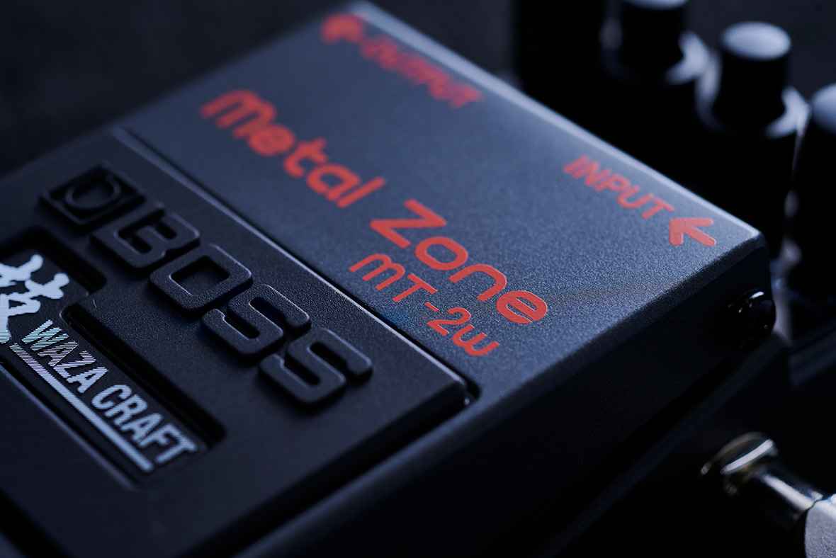アンプ・エフェクターセール品》BOSS / MT-2W Metal Zone 技