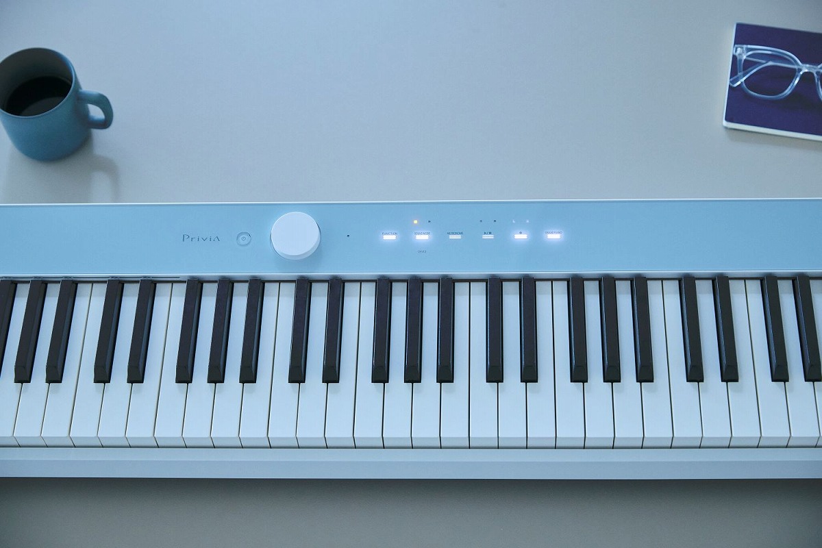 【完動品】CASIO カシオ 電子ピアノ PX-A100BE(メタリックブルー) カシオ Privia PX-A100BE [メタリックブルー調] 価格比較 - 価格.com