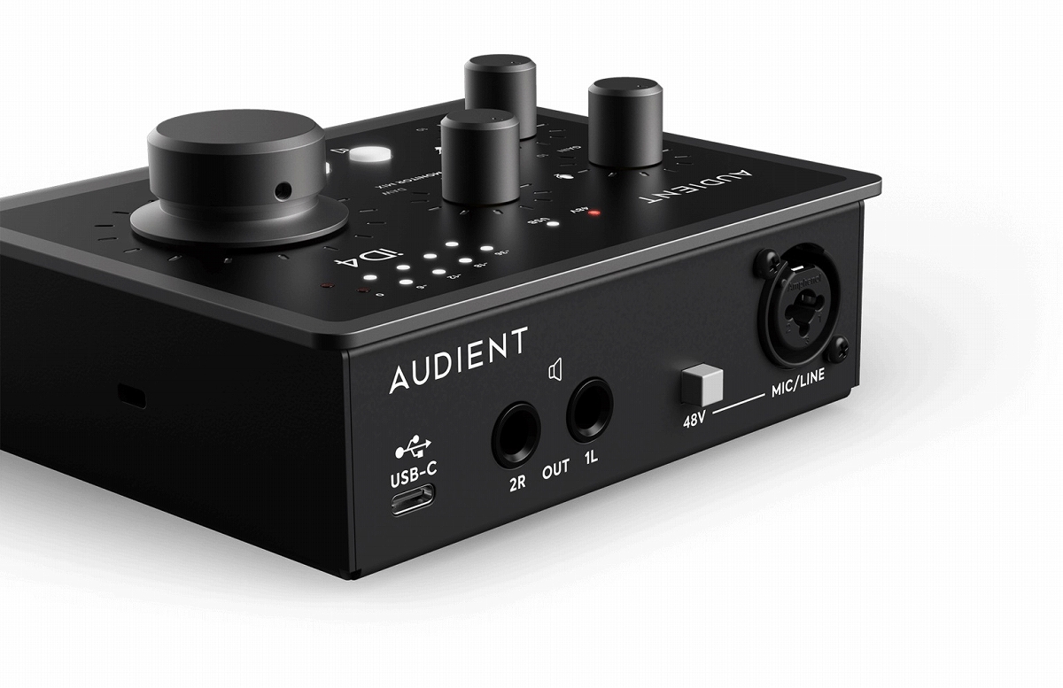 AUDIENT iD4 美品【28日13時まで限定値下げ】 AUDIENT iD4 美品【28日13時まで限定値下げ】
