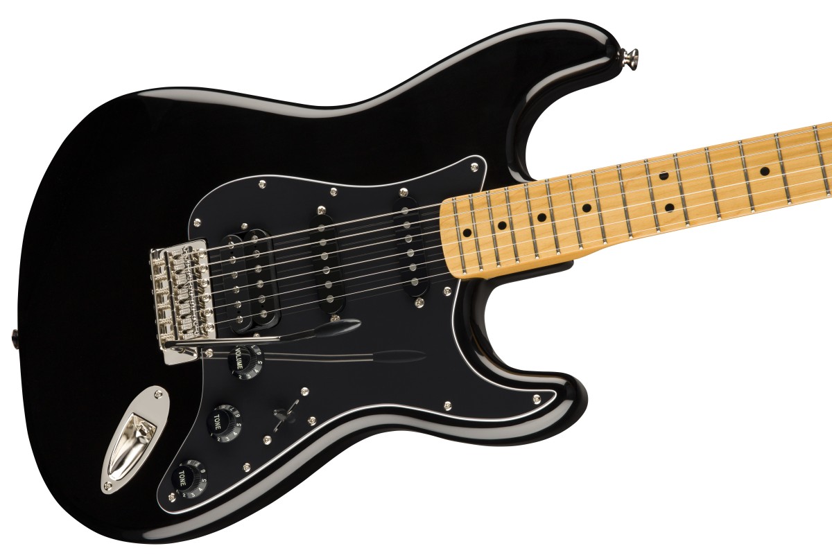 年末セール❗️Squier Stratocaster エレキギター 黒 Squier by Fender SONIC STRATOCASTER HSS Maple Fingerboard
