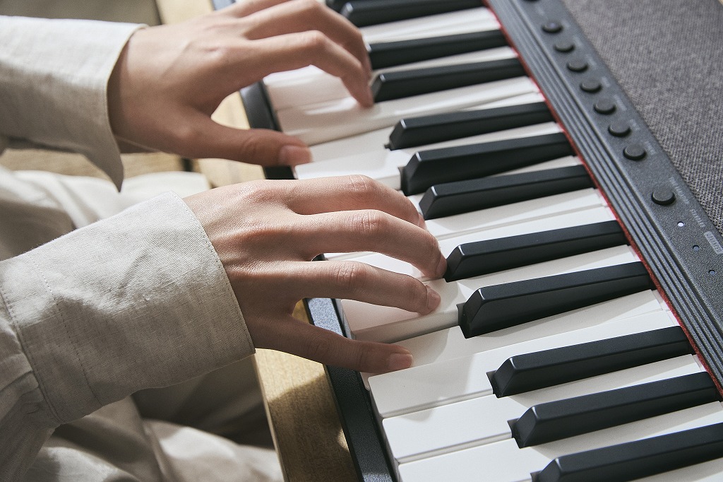 CASIO カシオ / CT-S1-76BK(ブラック)76鍵盤キーボード[ペダル