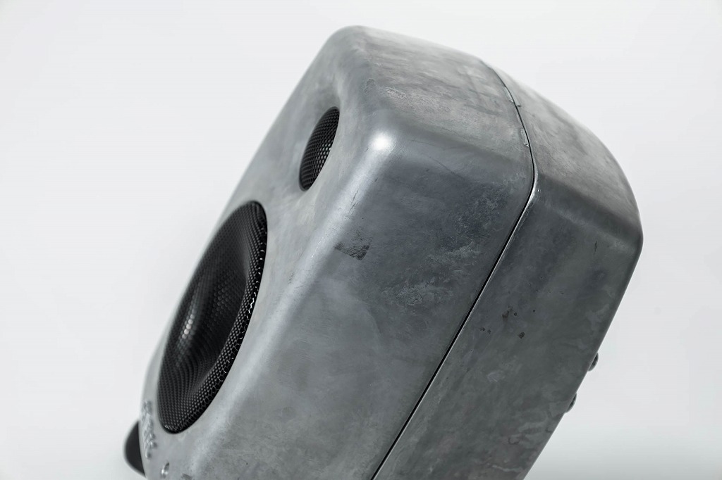 GENELEC 8030B アクティブスピーカー　ペア GENELEC 8030B アクティブスピーカー ペア