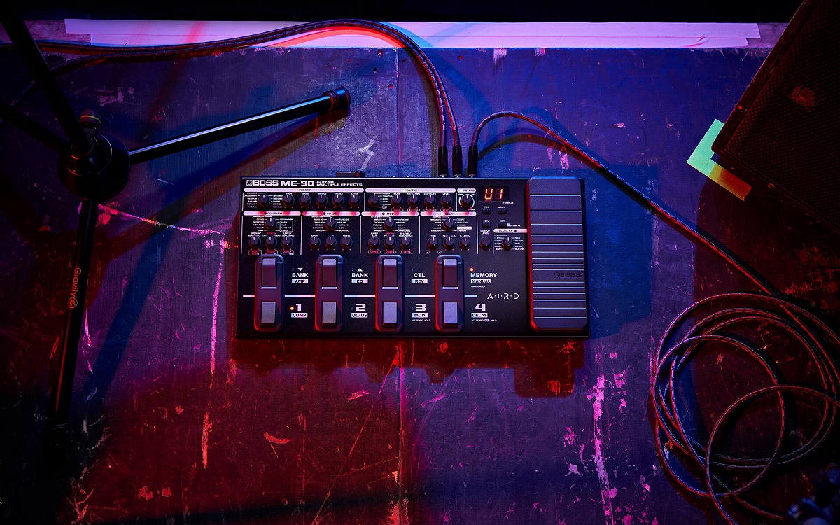 Amazon | BOSS ボス ME-90-WH Guitar Multiple Effects 《限定