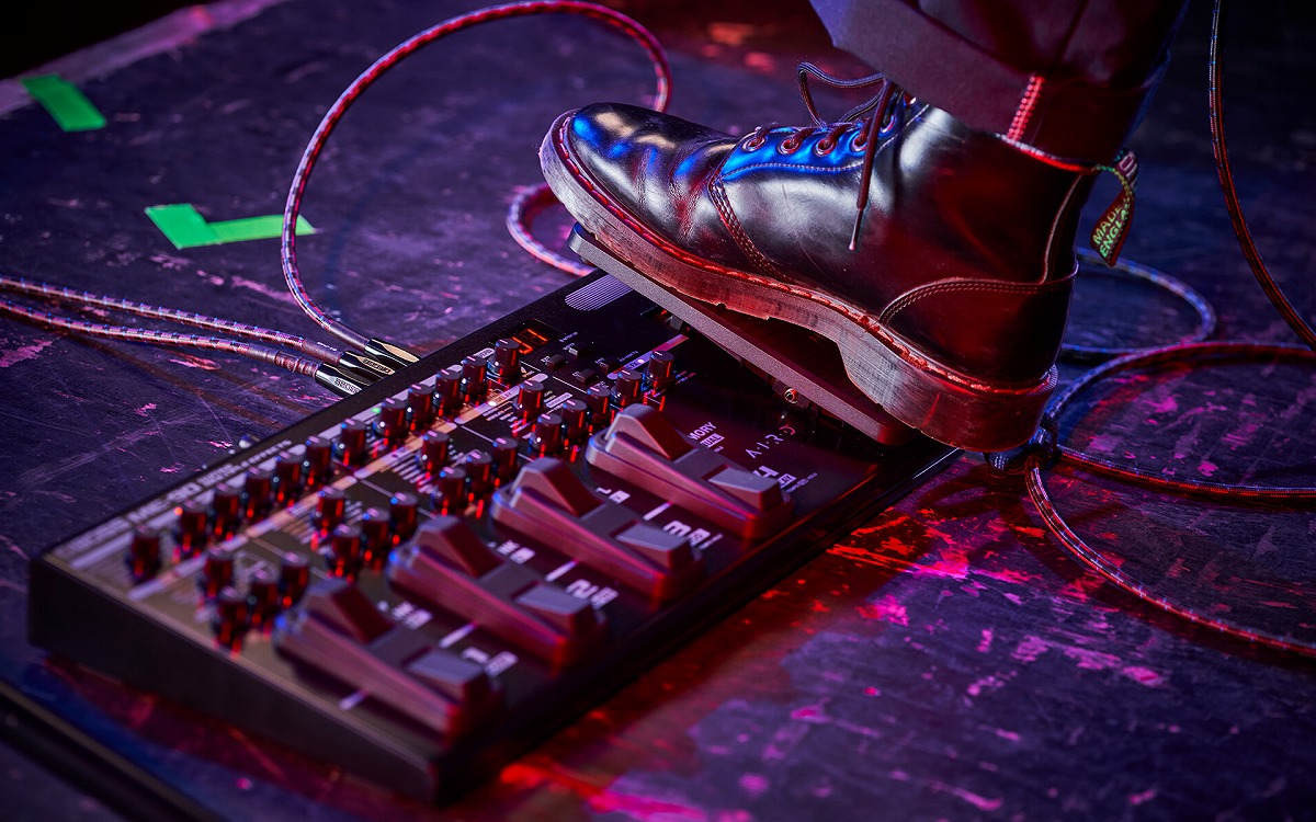BOSS ME-90 マルチエフェクター + 純正ACアダプター BOSS / ME-90 純正ACアダプター 同時購入セット ボス マルチ