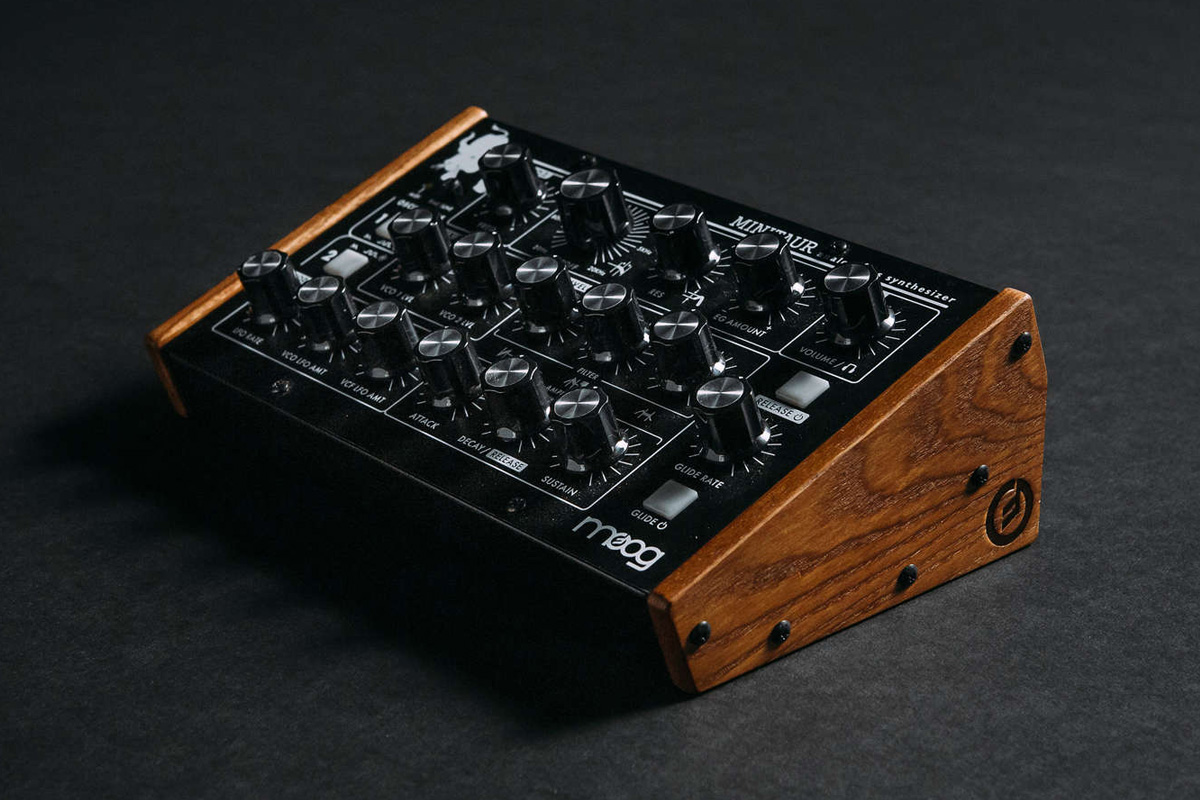 Moog minitaur ファームウェアver.2.2.1 | mag-mar.org