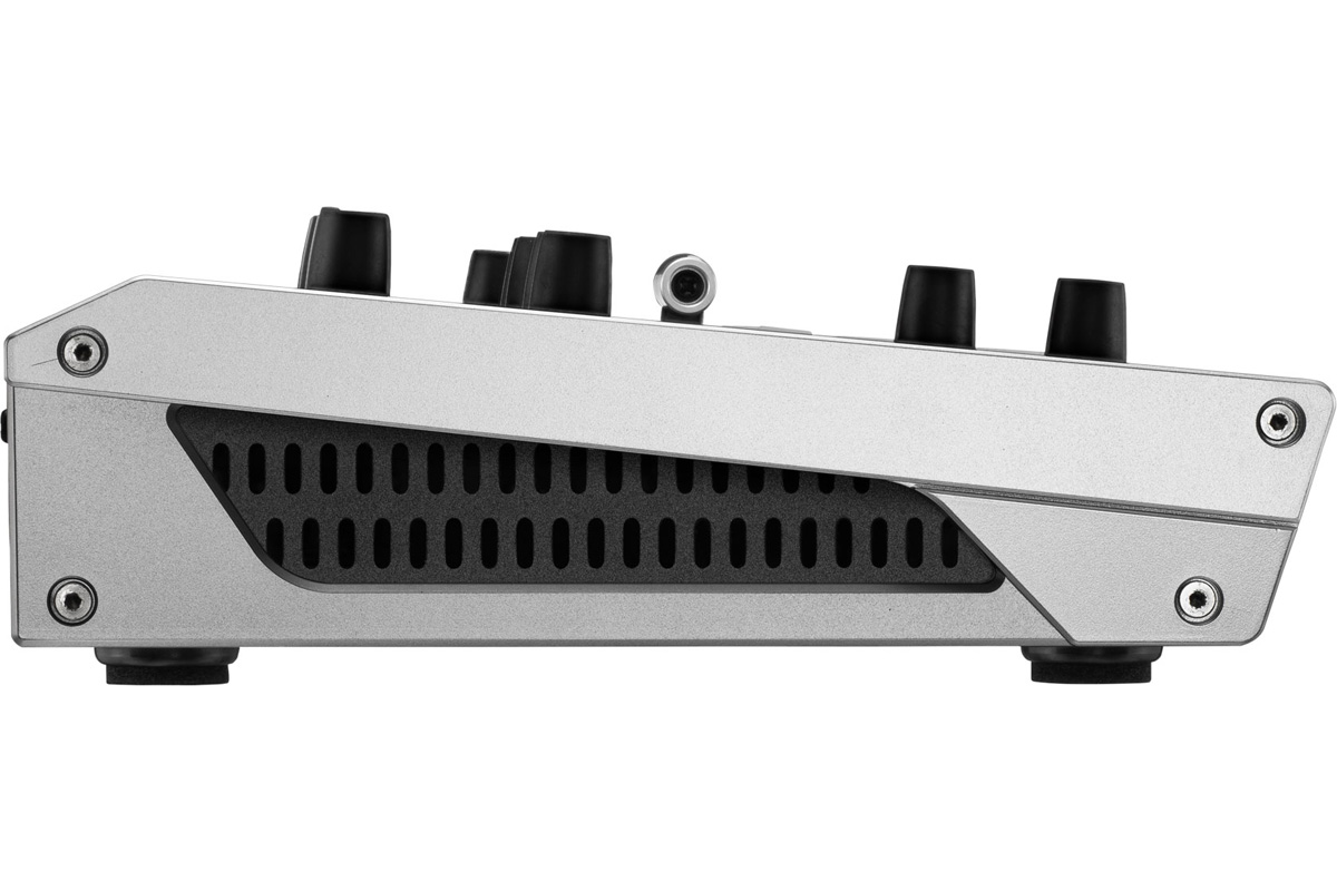 Roland ローランド / V-8HD + UVC-01 ビデオスイッチャー Roland ローランド / V-8HD + UVC-01 ビデオスイッチャー
