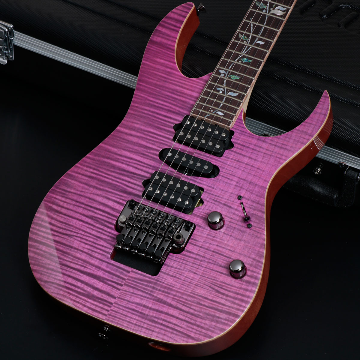 Ibanez Guitars j.custom x Ishibashi Limited Model｜イシバシ楽器