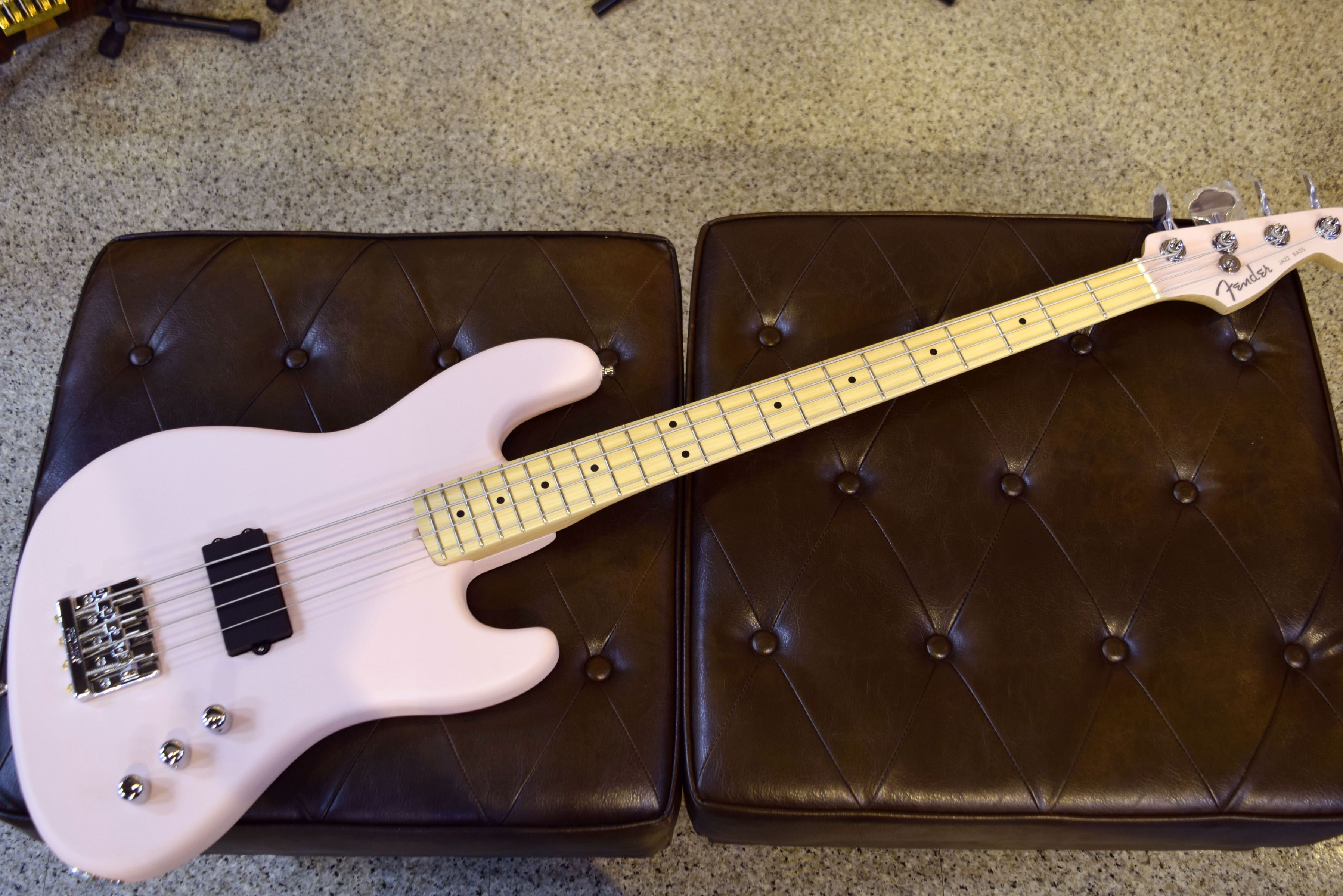 Fender Usa Flea Signature Active Jazz Bassを解体してみました 石橋楽器 新宿店 ブログ