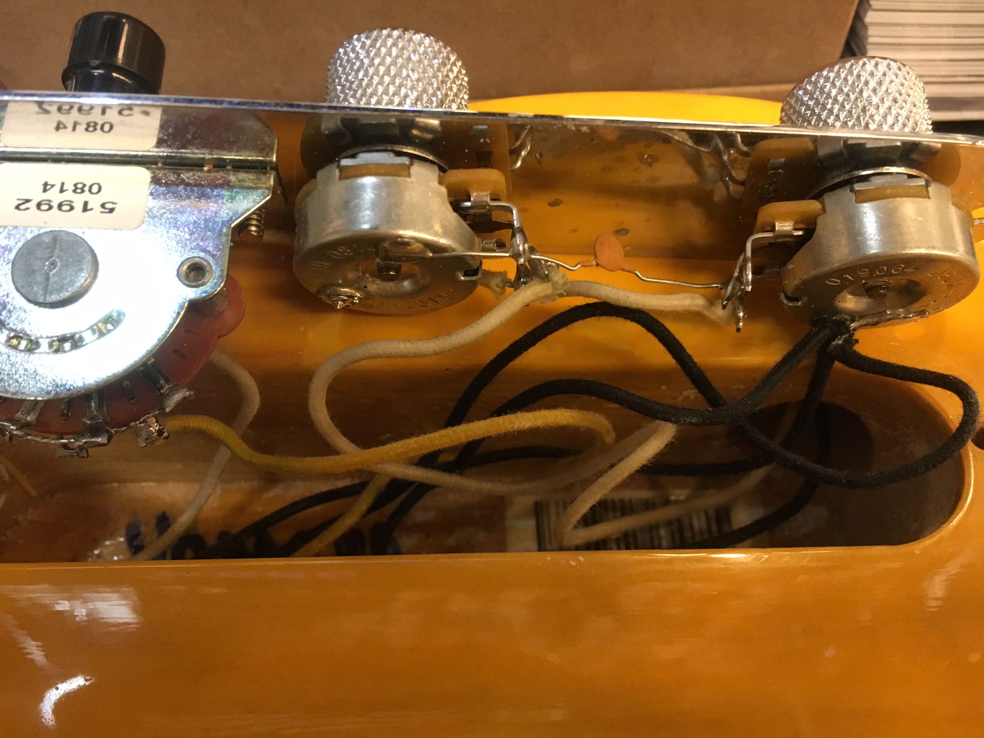 927682 B