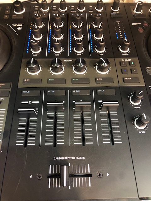 販促販売 PCDJ コントローラー TRAKTOR KONTROL S4 | ikebana-ohana.com