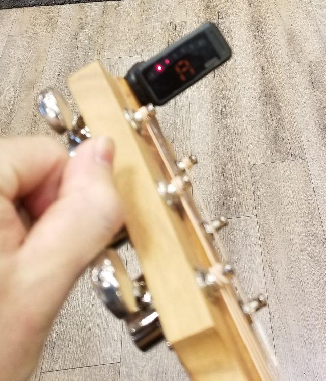 329173 B