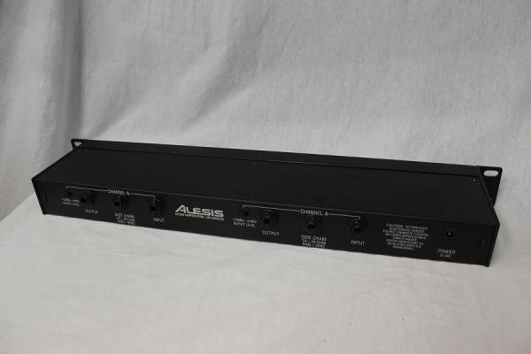 90877 B