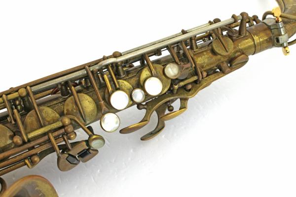 303810 B