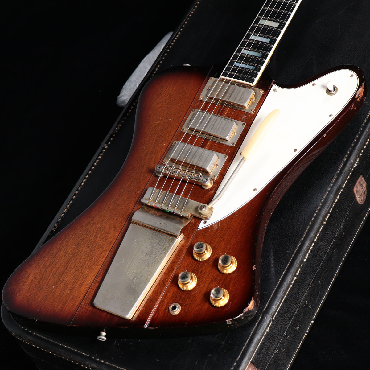 【渋谷店VINTAGEブログ＃26】 GIBSON / 1964年製 Firebird VII Sunburst 
