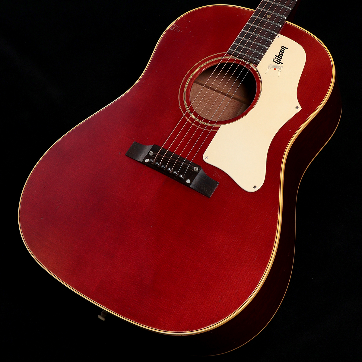 【渋谷店VINTAGEブログ#9】 GIBSON / 1968年製 J-45 Cherry Red