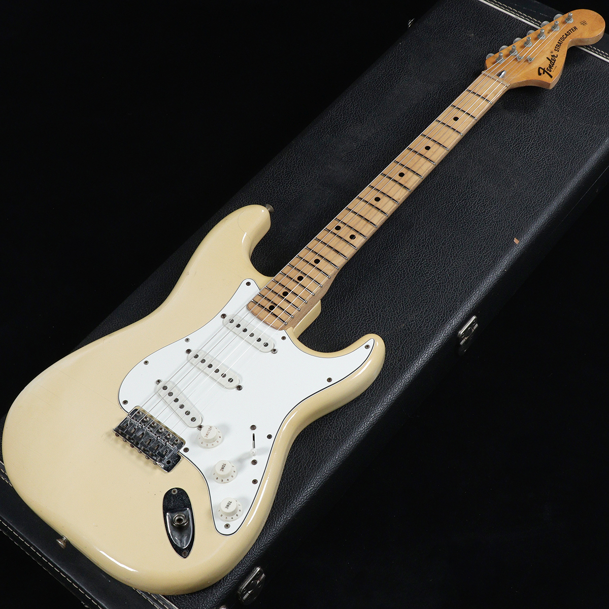 【渋谷店VINTAGEブログ＃13】 FENDER / 1975年製 Stratocaster Alder Body/Maple Finger Board White